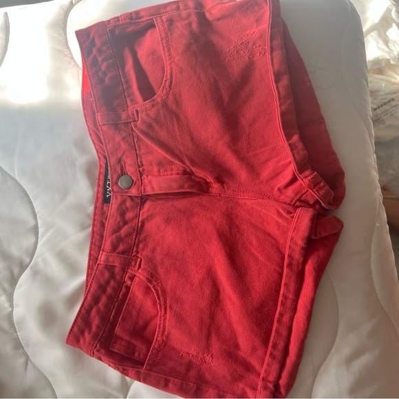RED DENIM SHORT SZ 28 - Picture 3 of 9